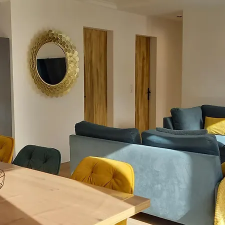 Renovee 3 Chambres, Proche Avec Wifi, Menage Et Linge Inclus - Fr-1-323-507